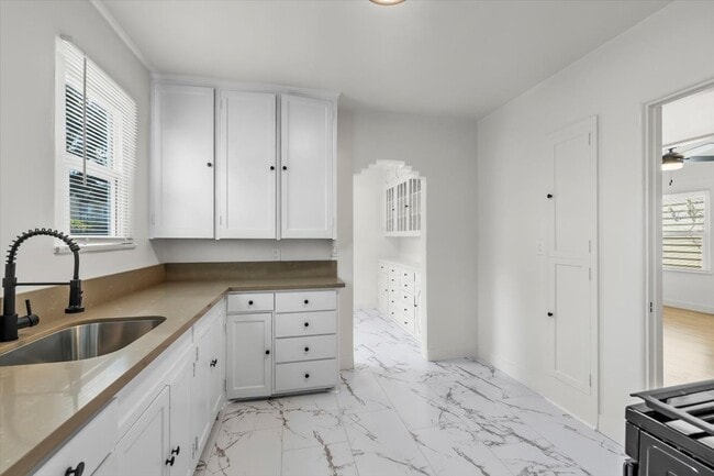 Photo - 1222 Aldine Ct Unit 1224