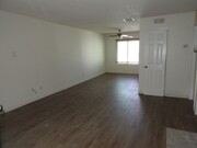 Photo - 2 BDR Townhome in Ocean Beach with 2 Car G...