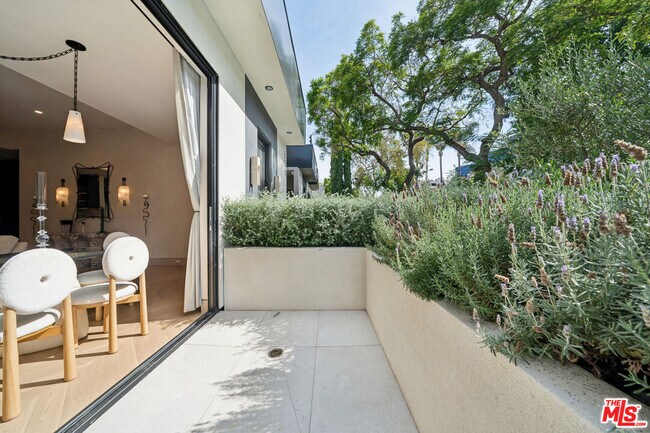 Photo - 656 Huntley Dr Unit 101