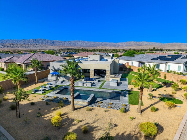 Building Photo - 74425 Zeppelin Dr Rental