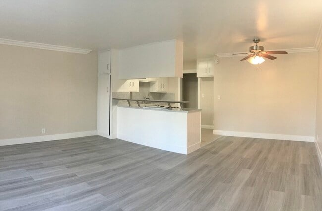 Building Photo - 915 Paseo Grande Unit 11 Rental