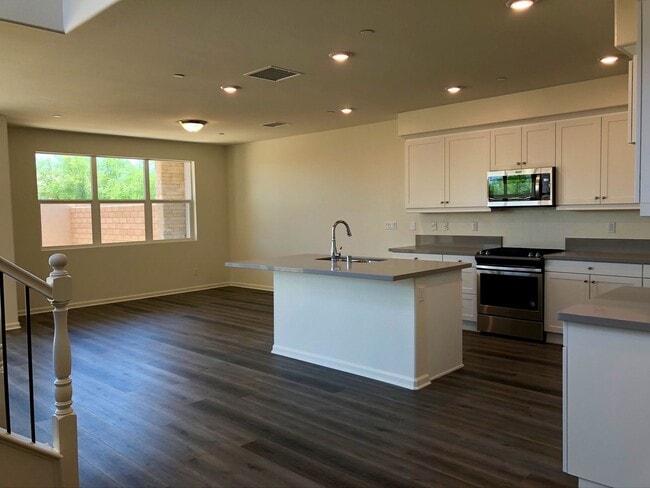 Photo - Long Term - Spacious 4 Bedroom Home @ Terra Lago in Indio!