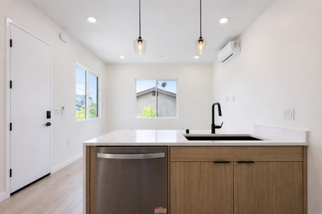 Photo - 5531 Olvera Ave Unit 5531 Olvera Ave  1