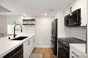Photo - 425 W Beech St Townhome