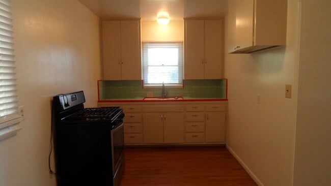 Photo - 815-815 W Maple Ave Unit 803