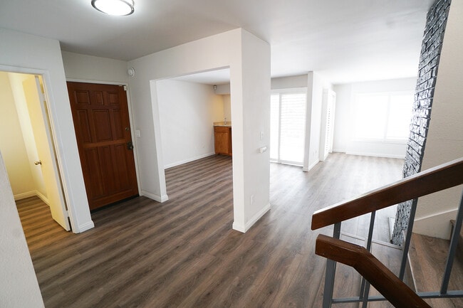 Living room, Den - 712 Vallejo Villas