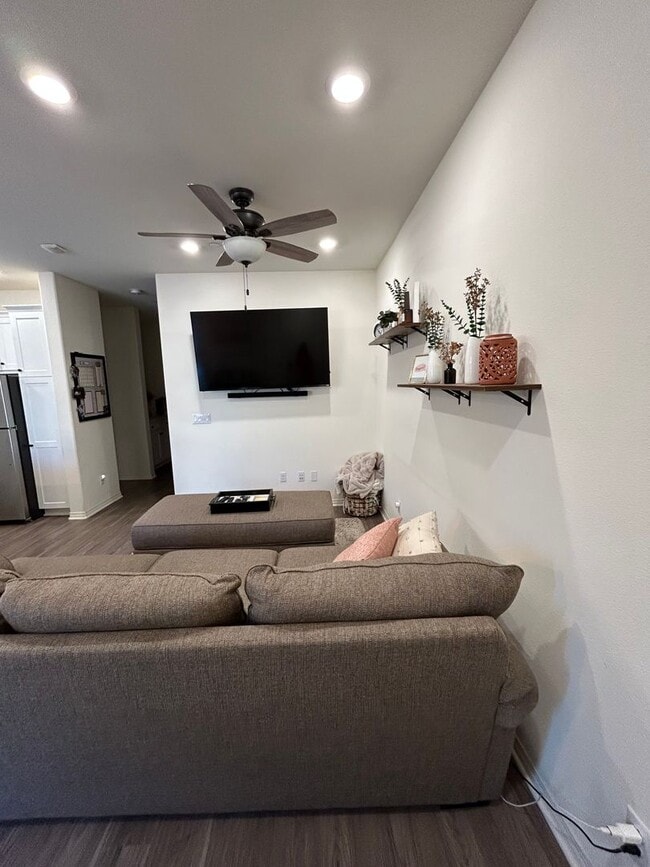 Photo - Beautiful Lennar 3 Bedroom - across from MVHS!