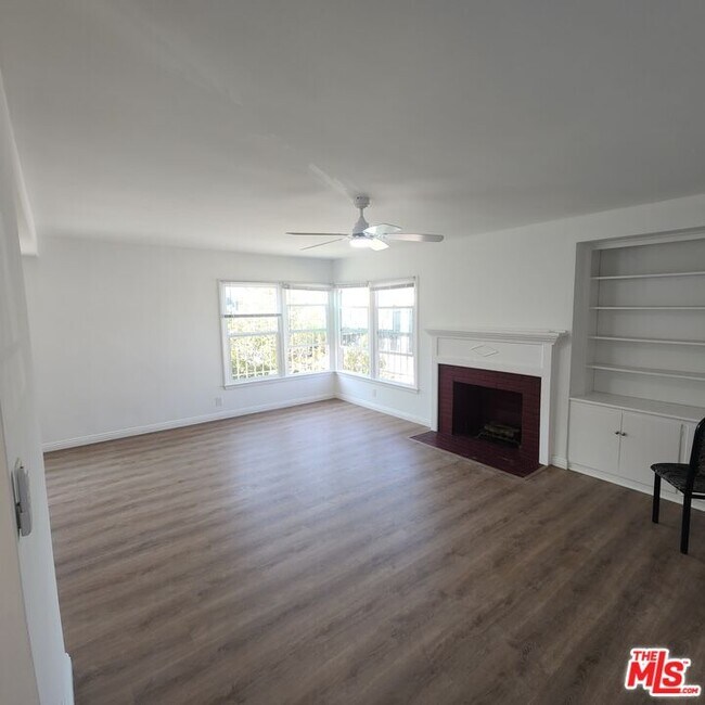 Photo - 1012 S Sycamore Ave