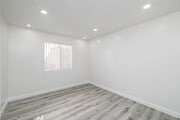 2BR, 2BA - 912SF - Bedroom - 825 S. Hobart Blvd. Unit 213