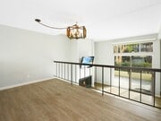 Photo - 405 2nd St