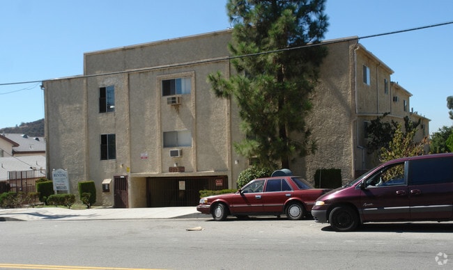Building Photo - 10259 Tujunga Canyon Blvd Rental