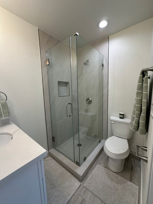 Photo - New Studio in Orange Unit 1451-D