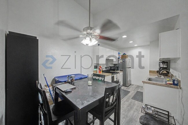 Photo - Unit 521