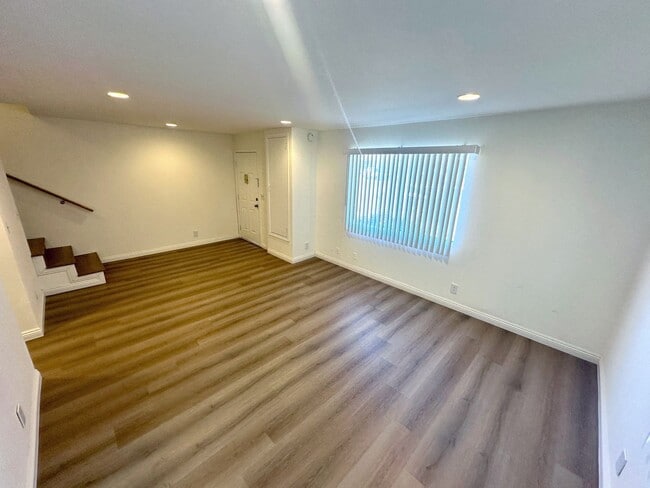 Photo - HUGGGEE UNIT. CENTRAL A/C, 2bd/1.5baths with parking. This unit is SUMMER READY! Unit 2