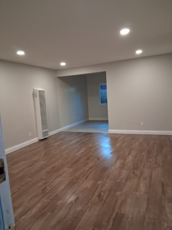 Photo - 427 W Laurel St Unit 2