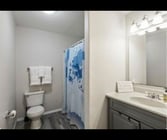 Full bathroom conveniently located near both bedrooms. - 940 Calla Ave Unit 8