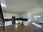 Photo - 540 W Elm Ave