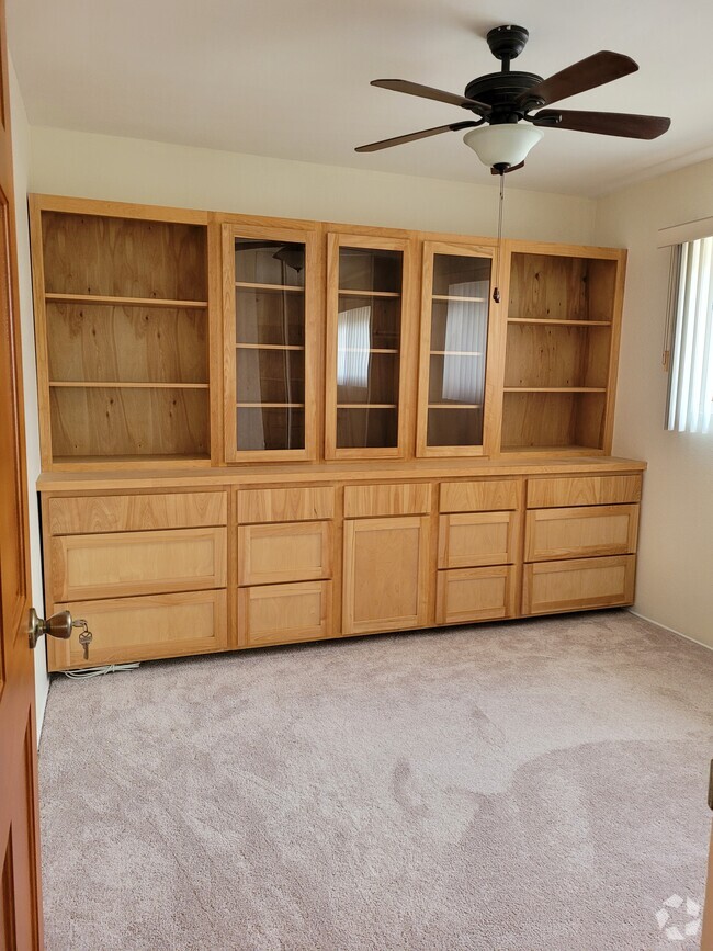 Building Photo - 518 Arizona St Rental