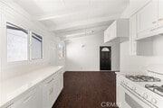 Photo - 610 W Glen Lyn Dr House