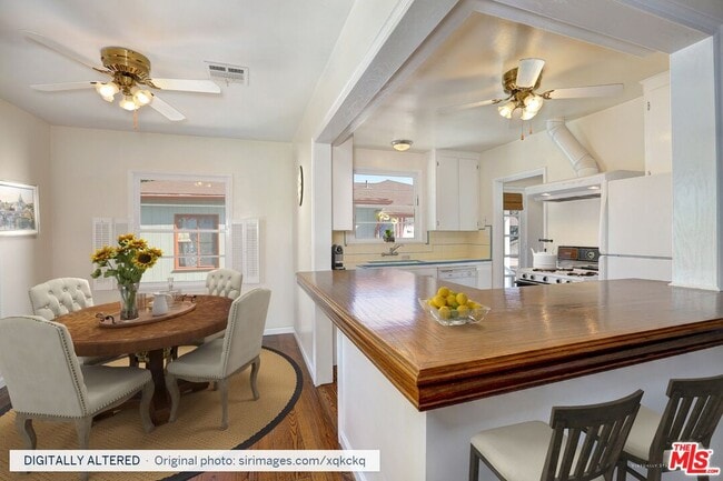 Photo - 311 S Church Ln