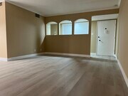 Living Area - 1515 Oak St Unit 11