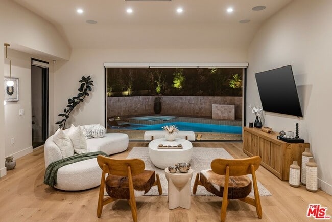 Photo - 3637 Loadstone Dr