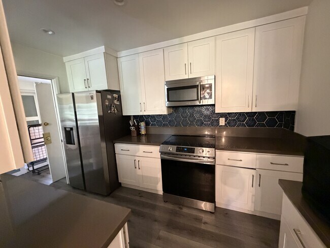 Photo - 6250 Buckingham Pkwy Unit 201