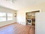 Photo - 1614 N Kenmore Ave