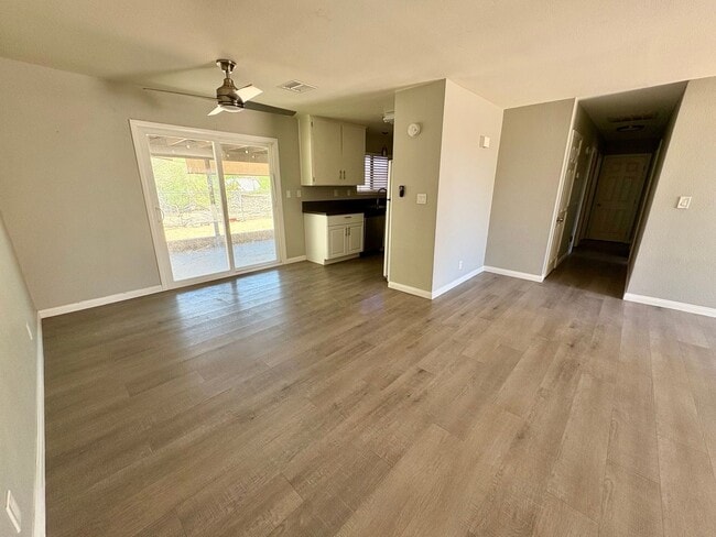 Photo - Welcoming 3 Bedroom 1.5 Bathroom Home