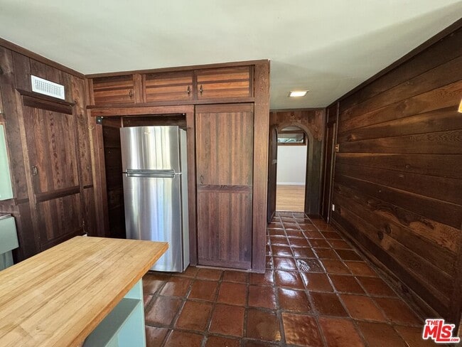 Photo - 2731 N Beverly Glen Blvd