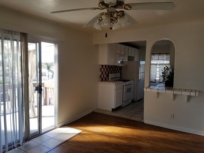 Building Photo - 420 S Evans St Unit Evans