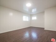 Photo - 453 N Kingsley Dr Unit 4