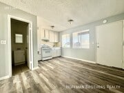 Photo - 1425 Freeman Ave Unit 5