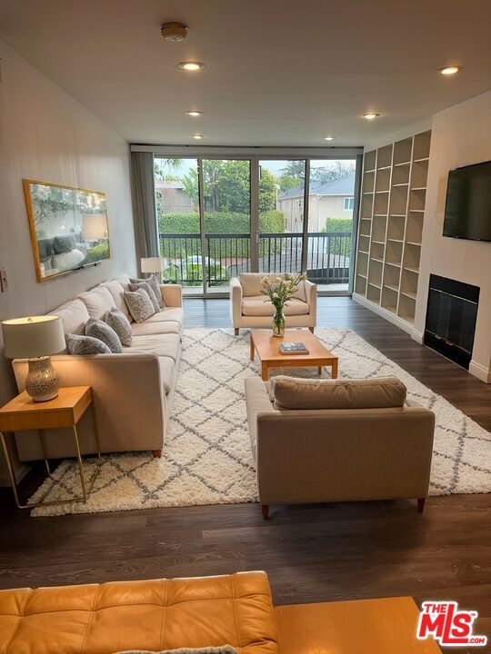 Photo - 1351 N Crescent Heights Blvd Apartment Unit 207