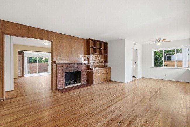 Photo - 726 primrose-