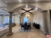 Photo - 458 Flores St