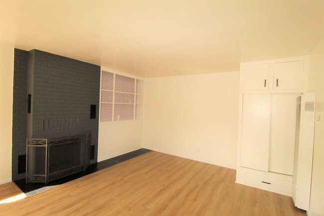 Photo - Midtown Ventura Studio with Great Amenities! Unit 1563