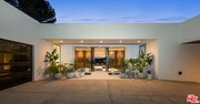 Photo - 1088 N Hillcrest Rd House