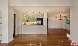 Photo - 1304 S Roxbury Dr
