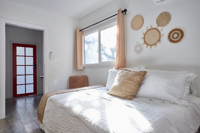 Photo - 1053 N Eastman Ave Unit Studio