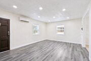 Living room - 5616 N Gladys Ave