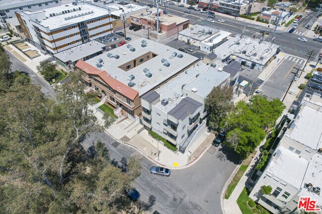 Photo - 22705 Del Valle St Unit 2