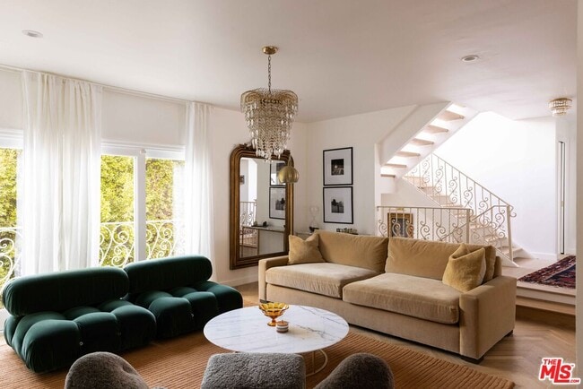 Photo - 9809 Beeson Dr