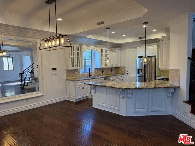 Photo - 2005 Robinson St Unit B