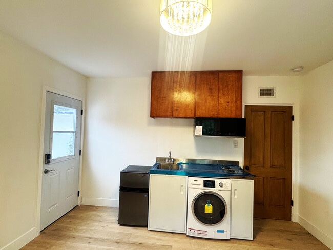 Photo - 4624 Gable Dr Unit south