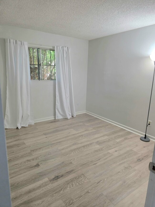Photo - 2424 Sumac Dr Unit 2424