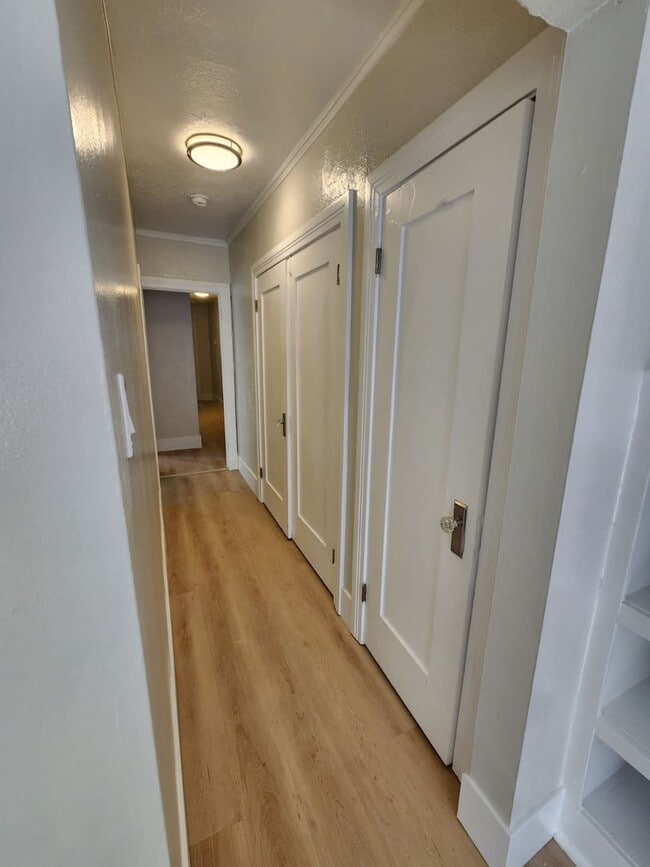 Photo - 3960 Redwood Ave Unit 3960