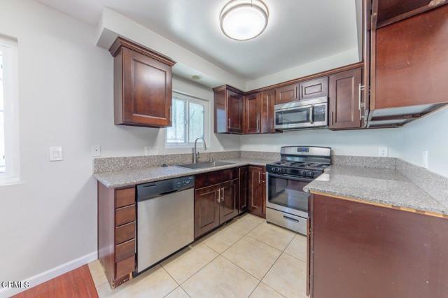 Photo - 6741 Nagle Ave