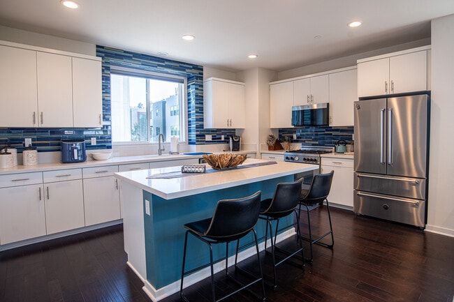 Photo - 1562- Vista del Mar Way