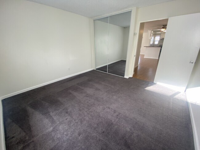 Photo - 1835 Grant Ave Unit B